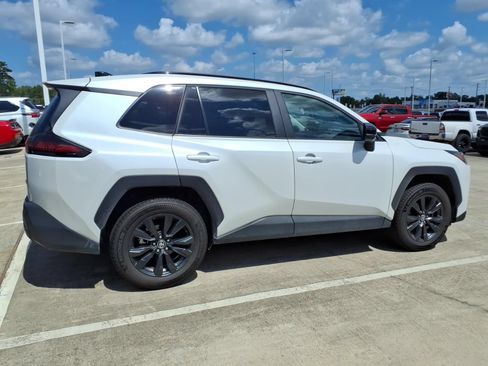 Used 2026 Toyota RAV4 XLE Premium AWD/4WD image 8