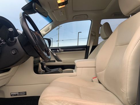 Certified 2023 Lexus GX 460 Luxury image 16