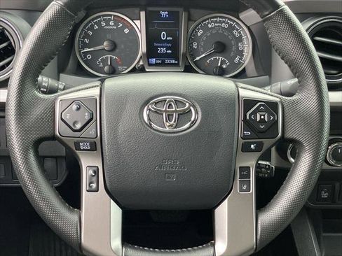 Certified 2023 Toyota Tacoma SR5 w/ Technology Package AWD/4WD image 18