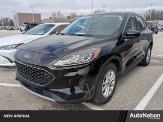 Used 2020 Ford Escape SE video 1