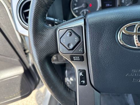 Used 2020 Toyota Tacoma SR5 image 14