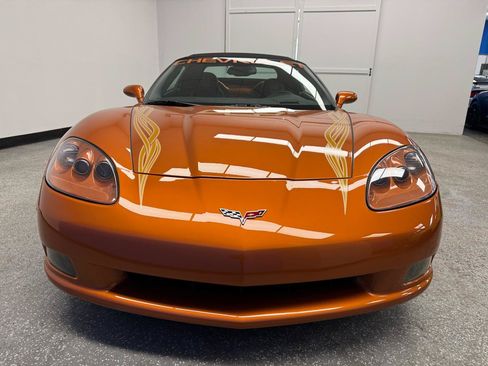 Used 2007 Chevrolet Corvette Convertible w/ Preferred Equipment Group RWD image 32
