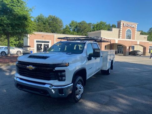 Used 2024 Chevrolet Silverado 3500 W/T w/ WT Convenience Package image 1