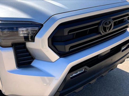 Certified 2024 Toyota Tacoma SR5 image 29