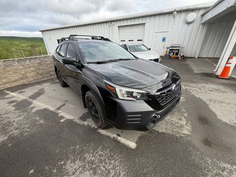 Used 2022 Subaru Outback Wilderness w/ Wilderness Package AWD/4WD image 7