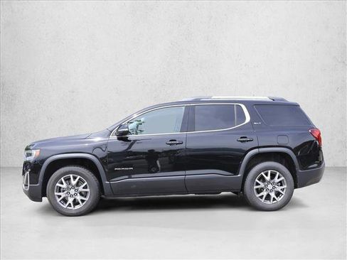 Used 2023 GMC Acadia SLT FWD image 8