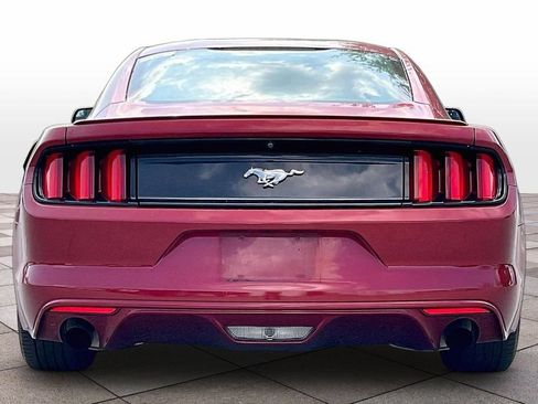 Used 2017 Ford Mustang Coupe RWD image 4