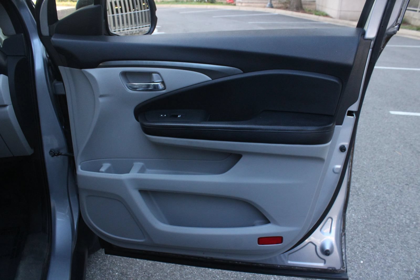 Used 2016 Honda Pilot EX-L image 27