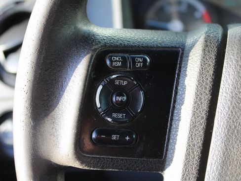 Used 2016 Ford F550 4x4 Crew Cab Super Duty image 25