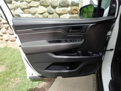 Used 2019 Honda Odyssey EX-L image 10