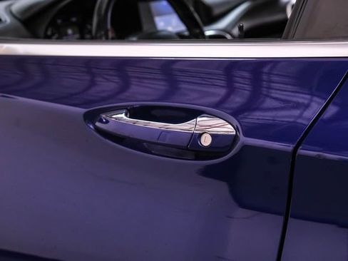 Used 2018 INFINITI QX30 Premium w/ Cargo Package image 37