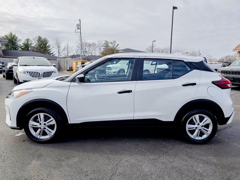 Used 2024 Nissan Kicks S image 10