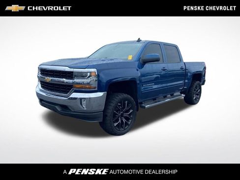 Used 2018 Chevrolet Silverado 1500 LT w/ All Star Edition AWD/4WD image 1