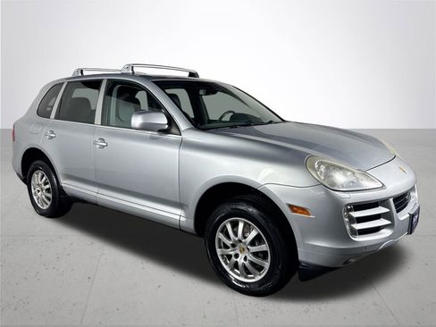 Used 2008 Porsche Cayenne image 4