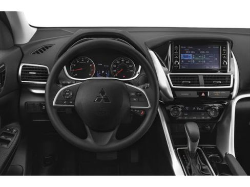 Used 2018 Mitsubishi Eclipse Cross ES image 7