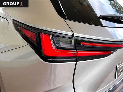 Used 2024 Lexus NX 250 FWD image 26