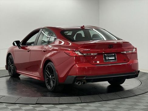Certified 2025 Toyota Camry SE image 10