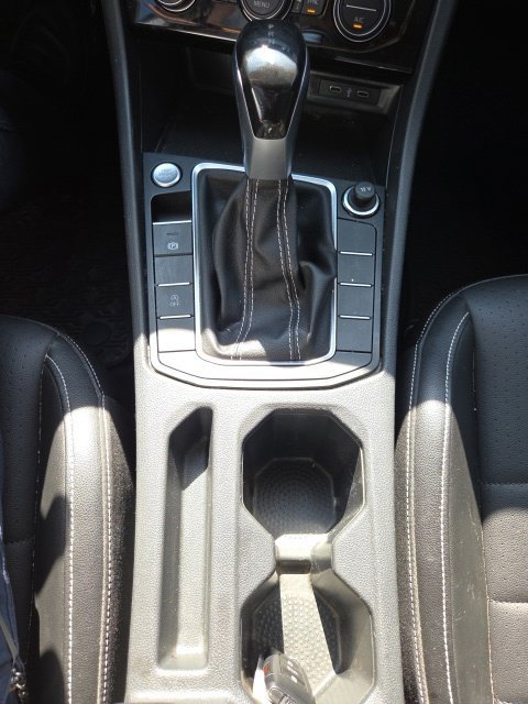 Used 2022 Volkswagen Jetta SE FWD image 18