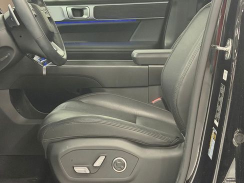 Used 2024 Hyundai Santa Fe Limited AWD/4WD image 12
