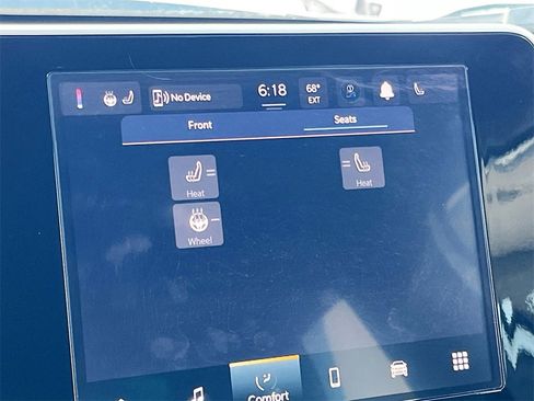 Used 2025 Jeep Compass Latitude image 20