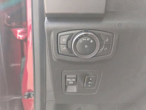 Used 2019 Ford F150 XLT w/ Equipment Group 302A Luxury image 15