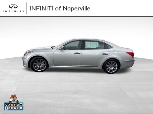 Used 2012 Hyundai Equus Signature RWD image 2