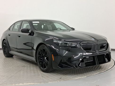 New 2026 BMW M5 image 7