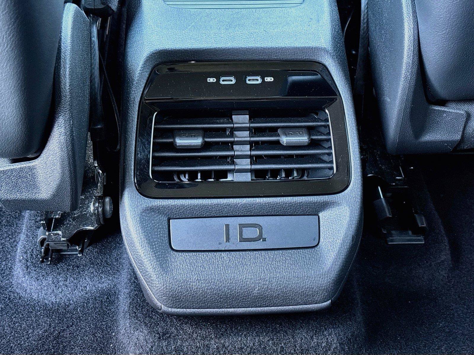 Used 2021 Volkswagen ID.4 Pro S w/ Gradient Package AWD/4WD image 30