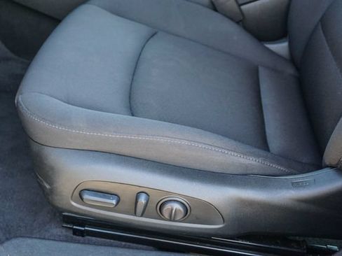Used 2025 Chevrolet Malibu LT FWD image 12