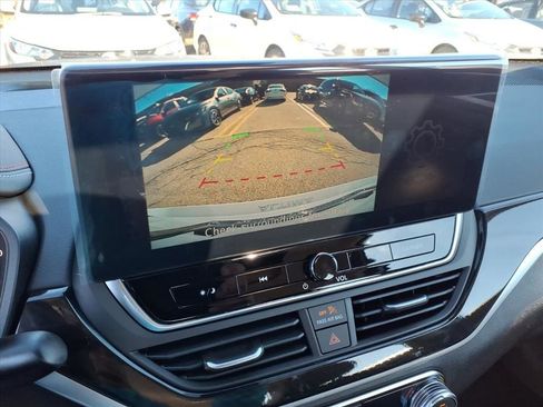 New 2025 Nissan Altima 2.5 SR image 12