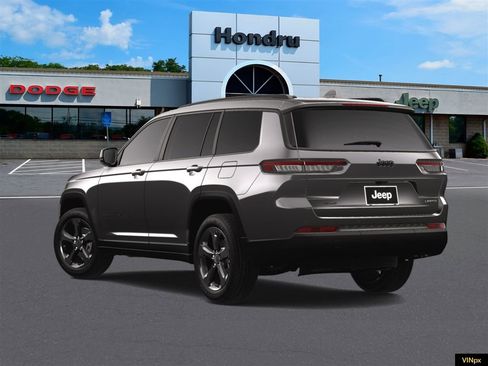 New 2025 Jeep Grand Cherokee L Limited w/ Black Appearance Package image 5