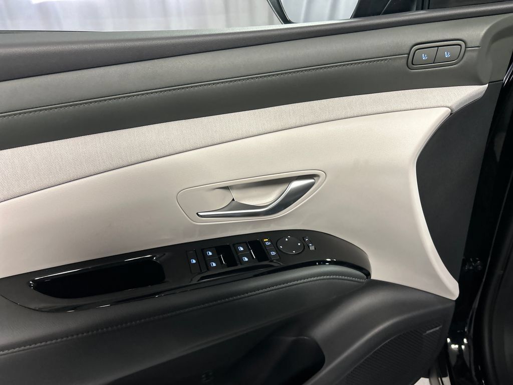 New 2026 Hyundai Tucson Limited AWD/4WD image 12