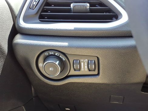 Used 2022 Chrysler Pacifica Touring-L w/ S Appearance Package FWD image 29