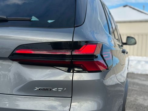 Certified 2024 BMW X5 xDrive40i w/ Premium Package image 14