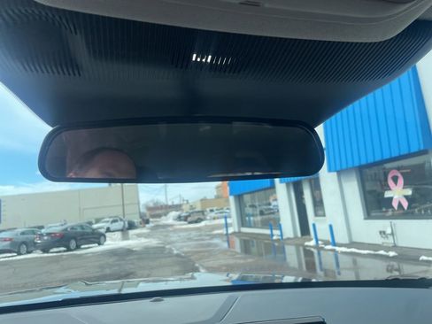 Used 2025 Ford Explorer Active image 27