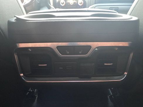 Used 2019 GMC Sierra 1500 AT4 w/ AT4 Premium Package AWD/4WD image 44