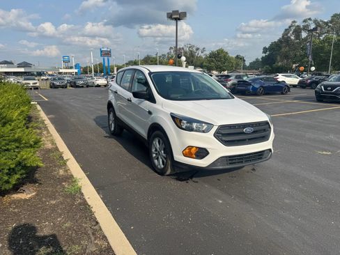 Used 2019 Ford Escape S FWD image 5