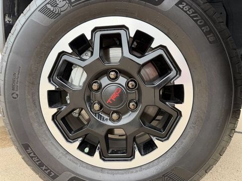 Certified 2025 Toyota 4Runner 4WD image 10