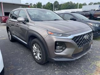 Used 2019 Hyundai Santa Fe SE AWD/4WD video 1