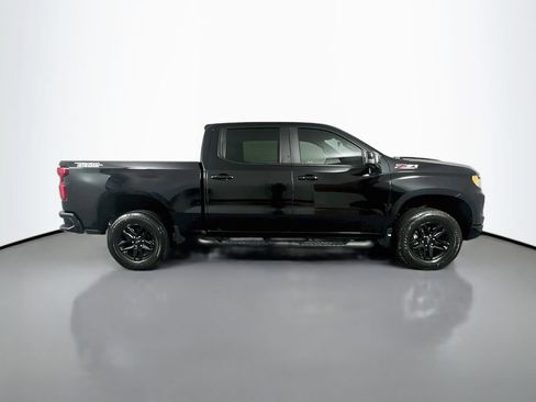 Used 2023 Chevrolet Silverado 1500 LT Trail Boss w/ LT Trail Boss Premium Package AWD/4WD image 4