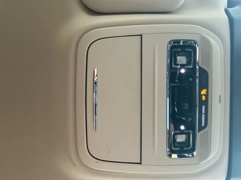 Used 2024 Lincoln Corsair AWD w/ Equipment Group 101A image 16