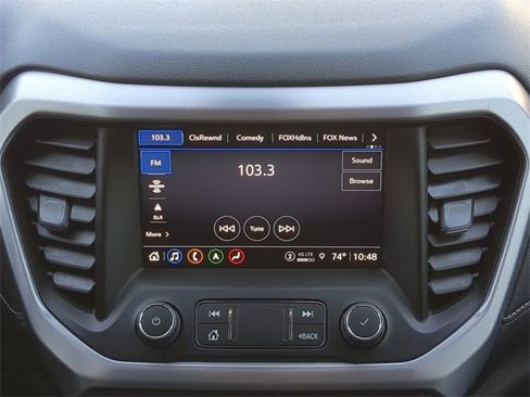 Used 2023 GMC Acadia SLT w/ Technology Package image 22