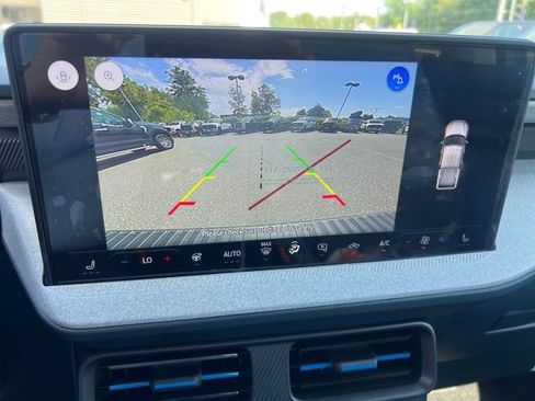 New 2025 Ford Maverick XLT w/ XLT Luxury Package image 12