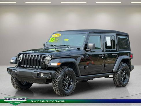 Used 2023 Jeep Wrangler Unlimited Sport AWD/4WD image 4