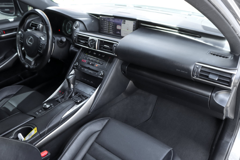 Used 2019 Lexus IS 300 F Sport w/ F Sport Package RWD image 39