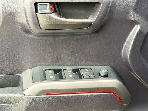 Used 2020 Toyota Tacoma TRD Pro image 19