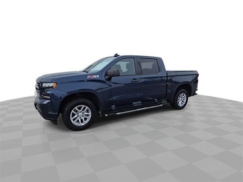 Used 2021 Chevrolet Silverado 1500 RST w/ Z71 Off-Road Package image 4