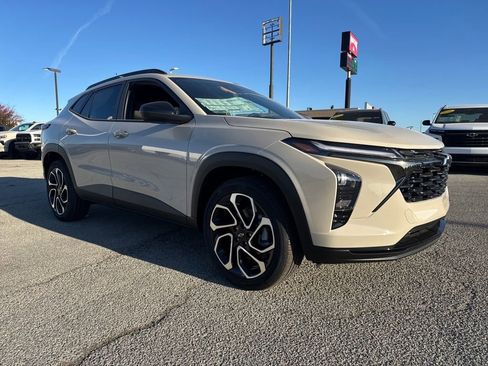 New 2026 Chevrolet Trax RS w/ Sunroof Package image 10