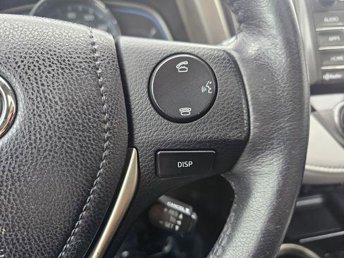 Used 2014 Toyota RAV4 Limited AWD/4WD image 31