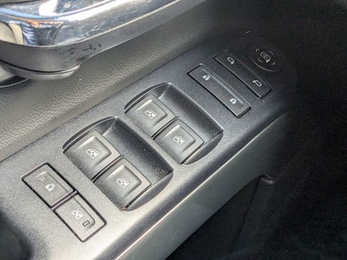 Used 2018 Chevrolet Silverado 1500 LT w/ All Star Edition RWD image 21
